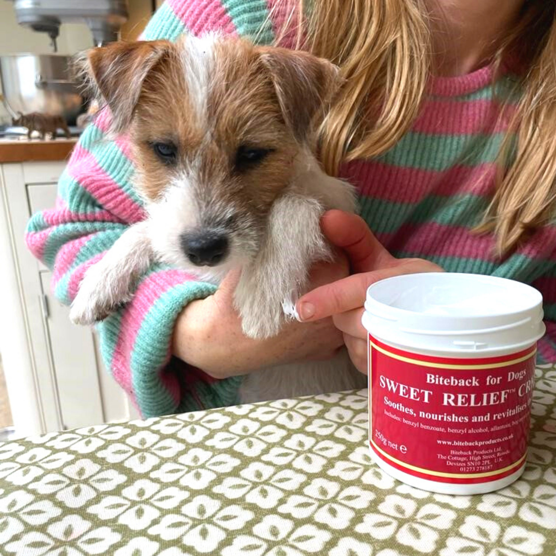 Biteback dog cream is suitable for dog's itchy skin and is an ideal paw balm.