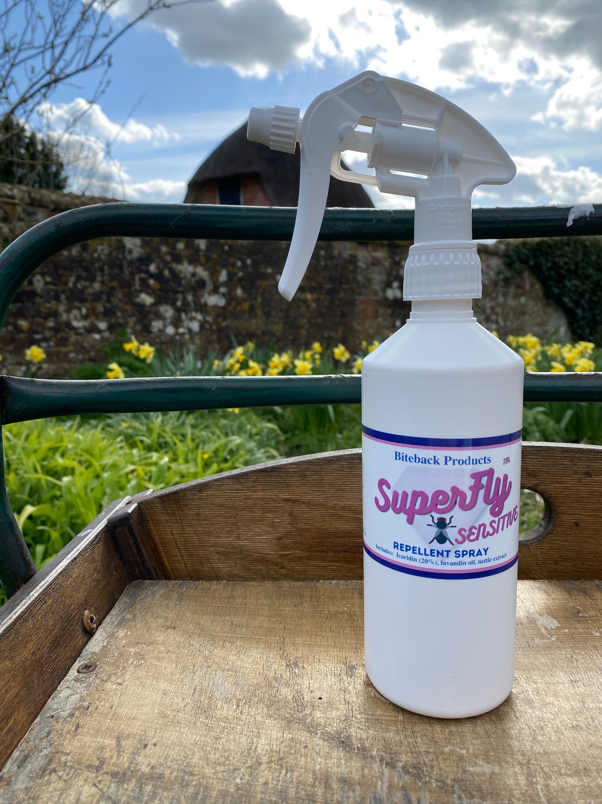 SuperFly Sensitive is an insect repellent for sensitive horses.